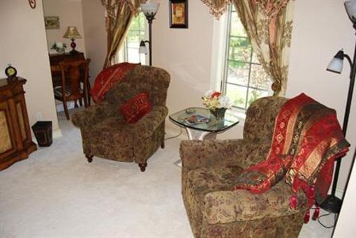 фото отеля The Roost Bed & Breakfast
