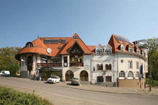 фото отеля Bastya Wellness Hotel