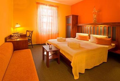 фото отеля Hotel Bonsai Mikulov