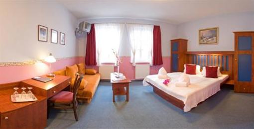 фото отеля Hotel Bonsai Mikulov