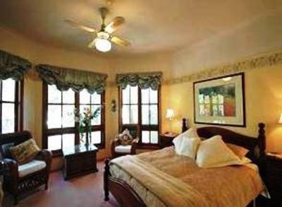 фото отеля Amber Lodge Bed and Breakfast
