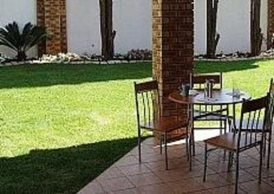 фото отеля Lapeng Village Lodge Benoni