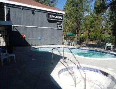 фото отеля Travelodge Big Bear Lake