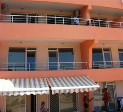 фото отеля Lucky Beach Apartments Sozopol