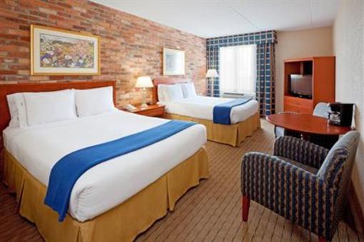 фото отеля Holiday Inn Express Toronto East