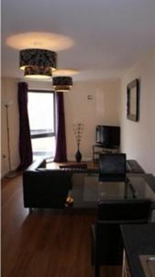 фото отеля Bliss Apartments Cheltenham