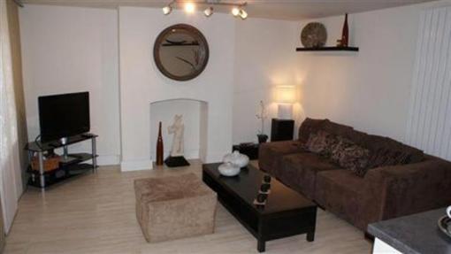 фото отеля Bliss Apartments Cheltenham