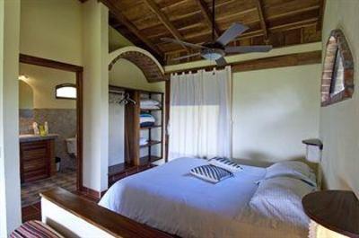 фото отеля Mystica Restaurant Lodge & Retreats
