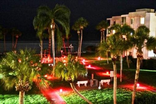 фото отеля Island House Beach Resort