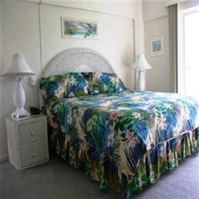 фото отеля Island House Beach Resort