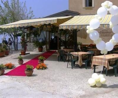 фото отеля Agriturismo La Palombara