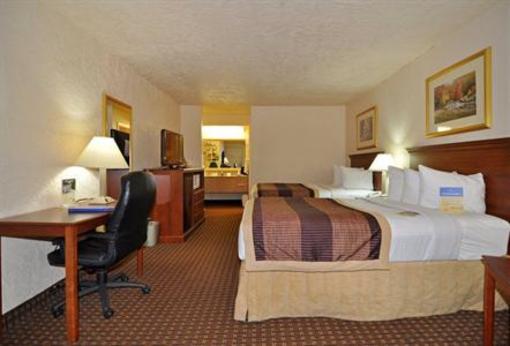 фото отеля BEST WESTERN Hillside Inn
