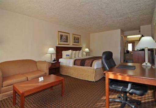 фото отеля BEST WESTERN Hillside Inn