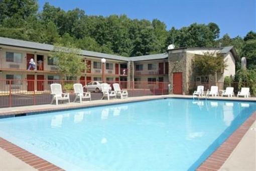 фото отеля BEST WESTERN Hillside Inn