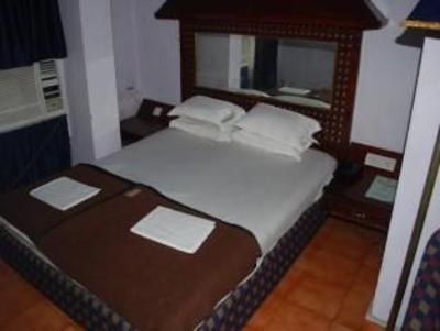 фото отеля Hotel Charans International