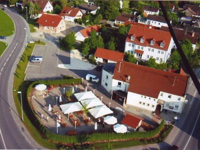 фото отеля Hotel Gasthof Zur Linde Unterroth