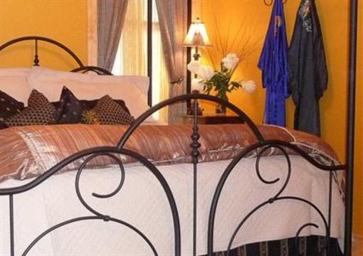 фото отеля Amethyst Inn B&B Adamstown
