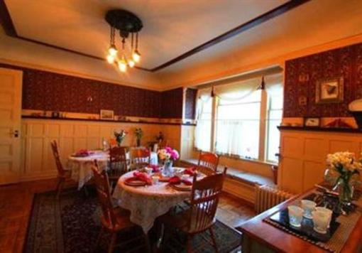 фото отеля Royal Inn at USC and Fort Jackson