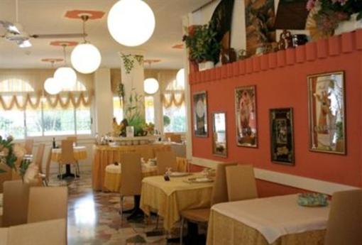 фото отеля Hotel La Parigina