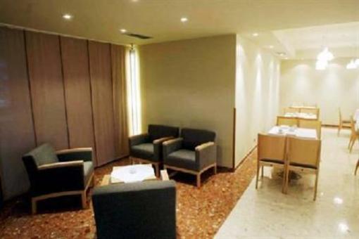 фото отеля Aparthotel Campus San Mames