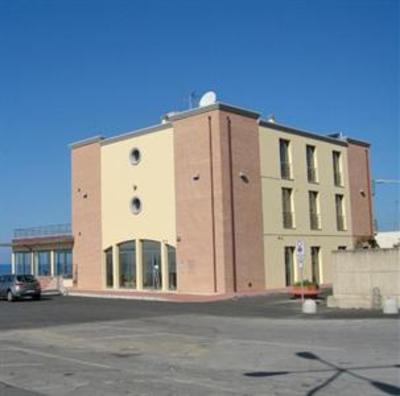 фото отеля Residence Mediterraneo Apartment San Vincenzo
