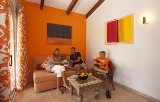фото отеля Hotel Colonia Sant Jordi Club Ses Salines