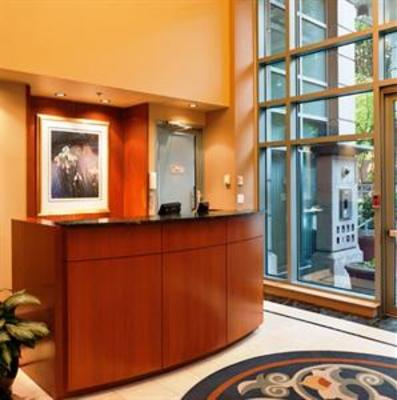 фото отеля Lord Stanley Suites On The Park