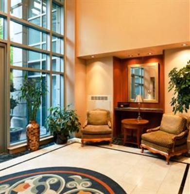 фото отеля Lord Stanley Suites On The Park