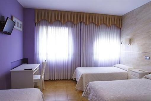 фото отеля Hostal Los Angeles