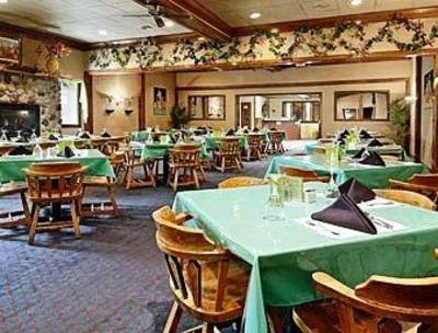 фото отеля Country Hearth Inn Eau Claire