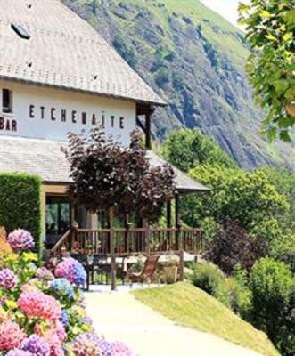 фото отеля Hotel Restaurant Etchemaite