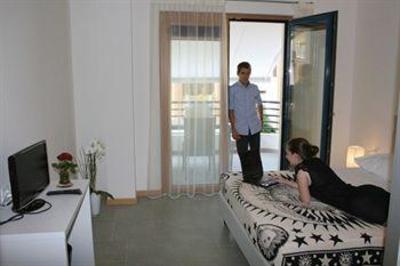 фото отеля Aparthotel Lacroma