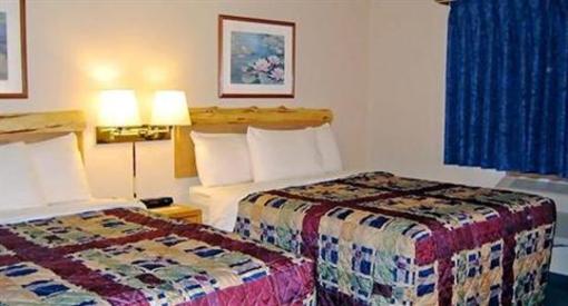 фото отеля AmericInn Lodge & Suites Detroit Lakes