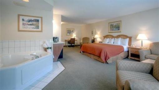 фото отеля Country Inn By Carlson, Decorah