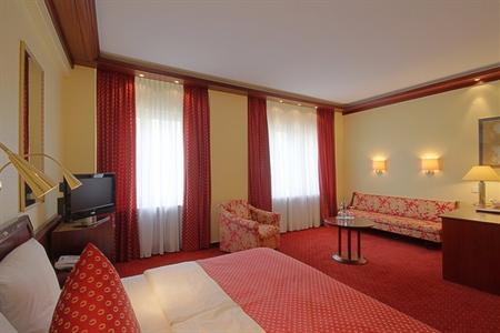 фото отеля BEST WESTERN Wellness Hotel Zur Post