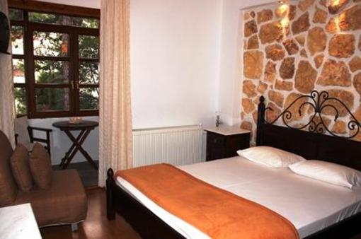 фото отеля Papanikolaou Guesthouse