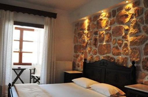 фото отеля Papanikolaou Guesthouse