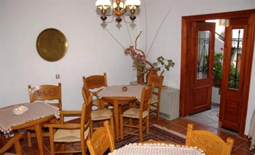фото отеля Papanikolaou Guesthouse