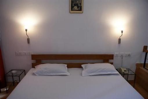 фото отеля Alpine Hills Resort Kasauli
