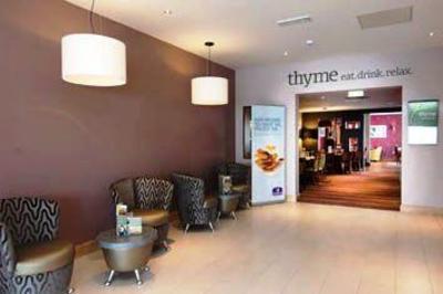 фото отеля Premier Inn Stansted Airport