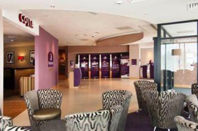 фото отеля Premier Inn Stansted Airport