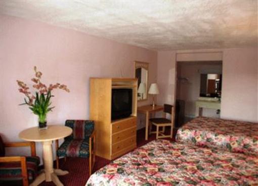 фото отеля Chariot Inn