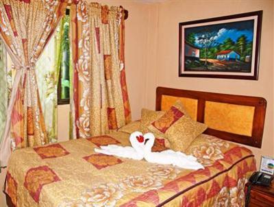 фото отеля Airport Hotel Berlor