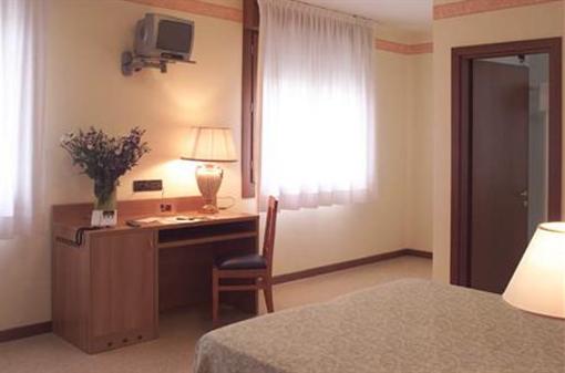 фото отеля Hotel Ristorante Al Bassanello