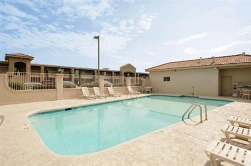 фото отеля BEST WESTERN El Rancho Palacio