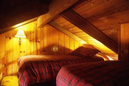 фото отеля Strawberry Creek Inn Idyllwild