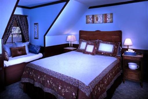 фото отеля Strawberry Creek Inn Idyllwild