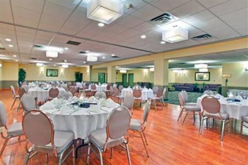 фото отеля Holiday Inn Kelowna Sw-Westbank