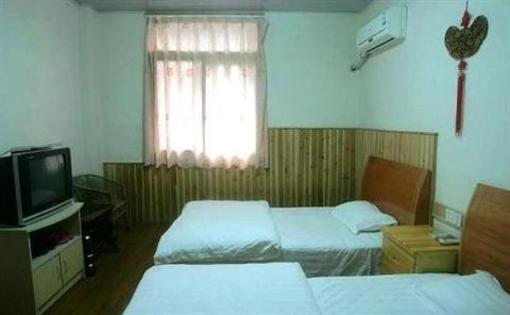 фото отеля Shenyuan International Youth Hostel Shaoxing