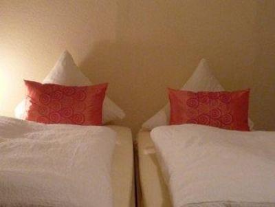 фото отеля Hotel im Volksgarten